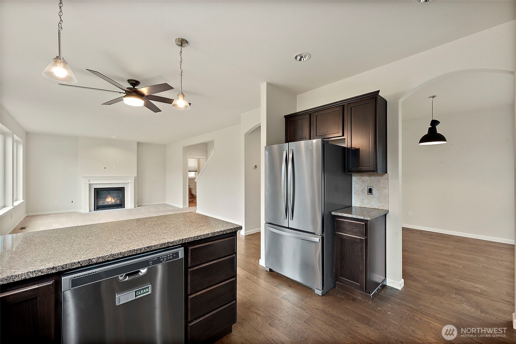 806 Mandee Street Southeast Lacey, WA 98513 - Photo 9 of 36