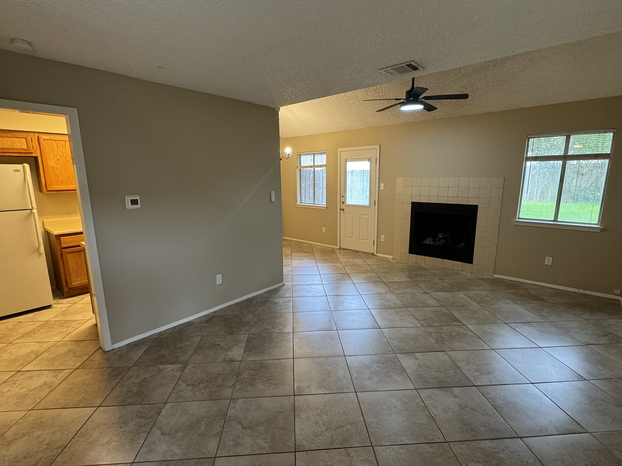 3601 Leafield Drive, Unit B Austin, TX 78749 - Photo 2 of 19