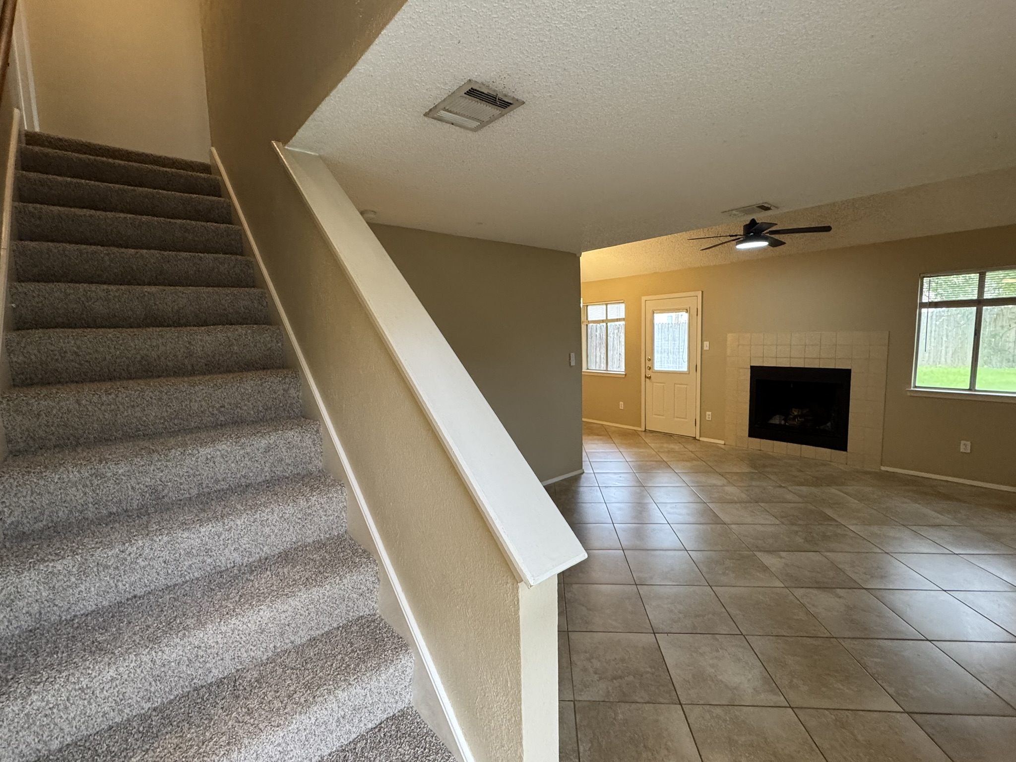 3601 Leafield Drive, Unit B Austin, TX 78749 - Photo 7 of 19