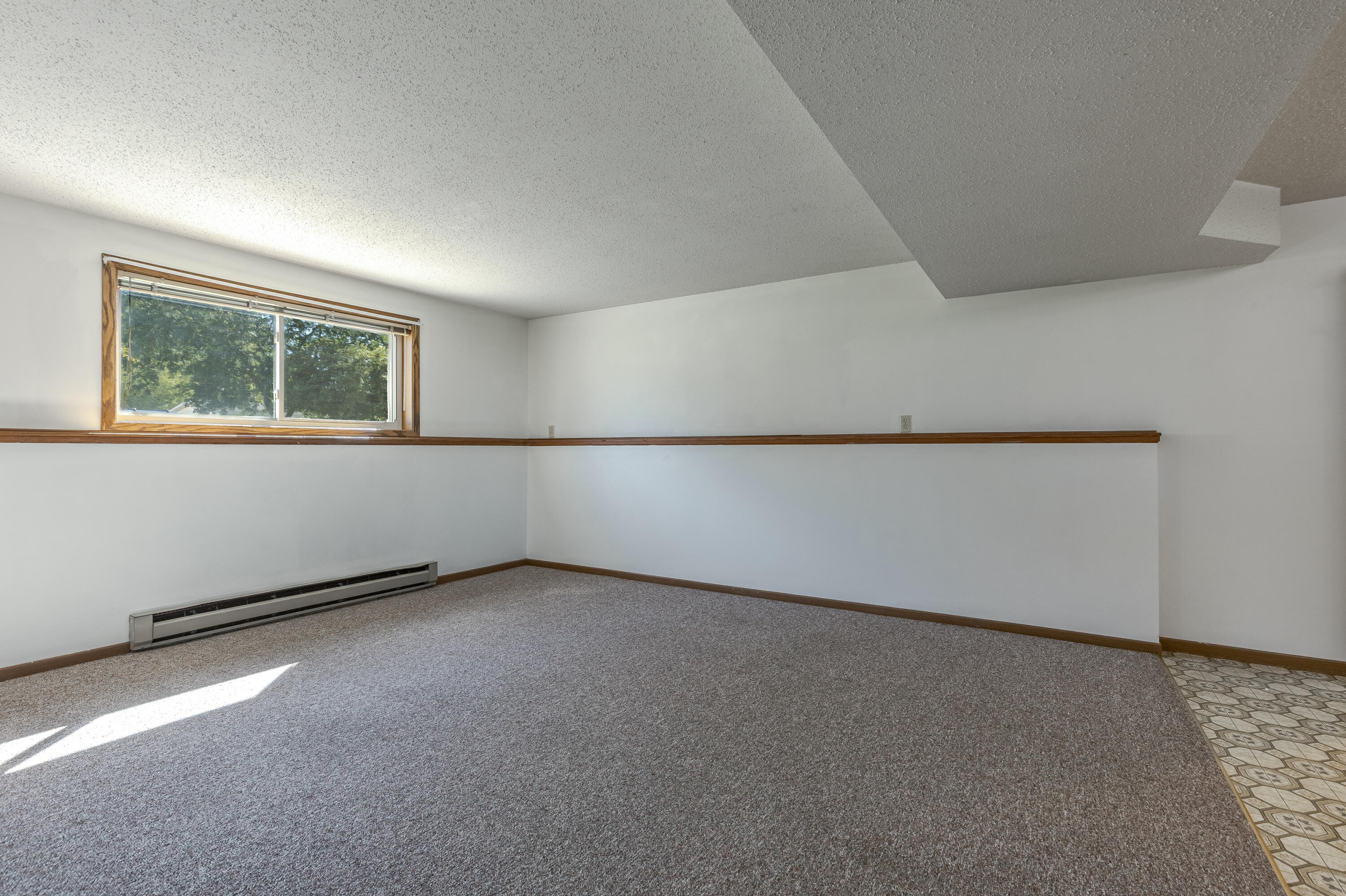800 Randy Road, Unit 800 1/2 Sparta, WI 54656 - Photo 21 of 29 800 Randy-21