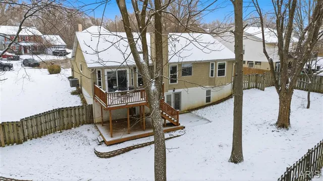 $345,000 | 206 New Castle Drive, Fairview Heights, IL 62208