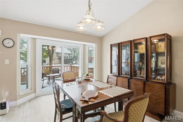 $345,000 | 206 New Castle Drive, Fairview Heights, IL 62208