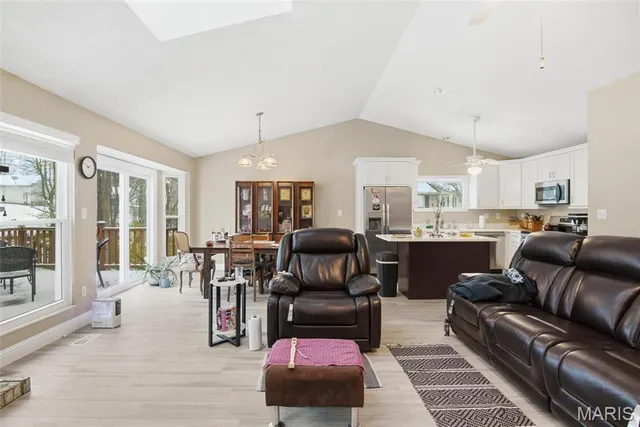 $345,000 | 206 New Castle Drive, Fairview Heights, IL 62208