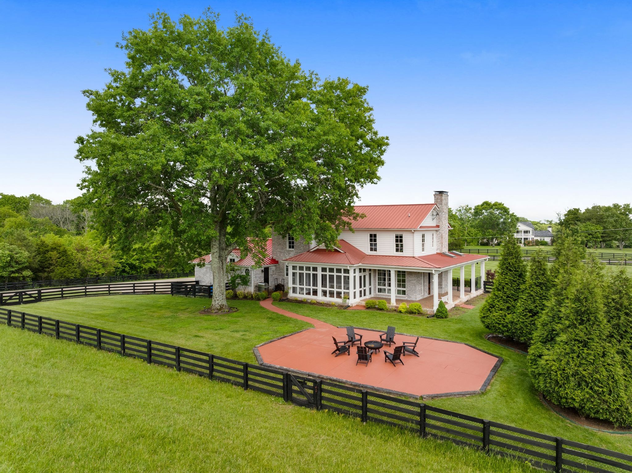 222 Arrowhead Road Franklin, TN 37069 - Photo 31 of 55 an outdoor space with garden view