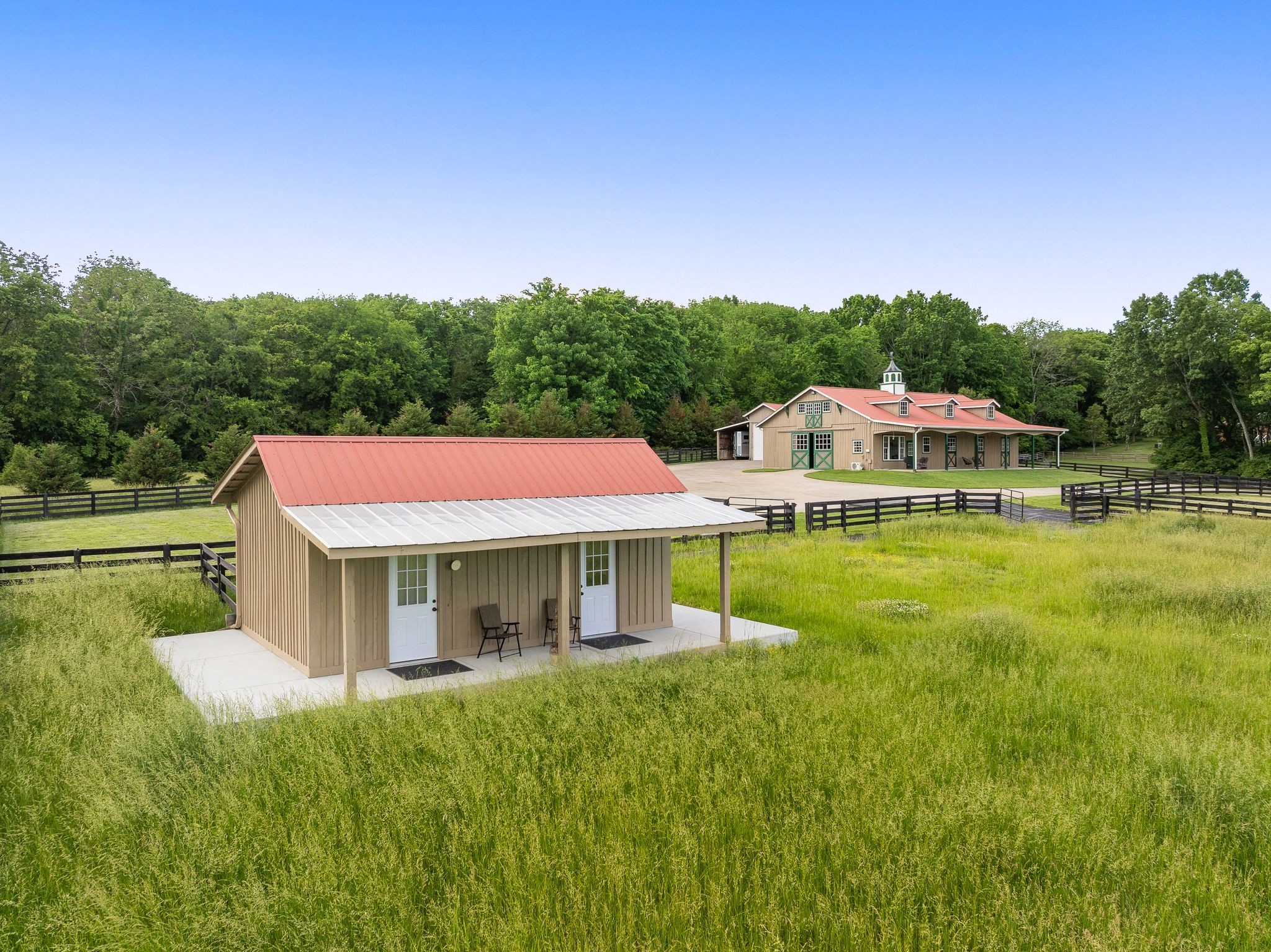 222 Arrowhead Road Franklin, TN 37069 - Photo 33 of 55 a front view of house with yard and green space