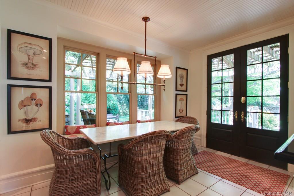 726 Bromley Road Charlotte, NC 28207 - Photo 12 of 24 Gallery Image 12