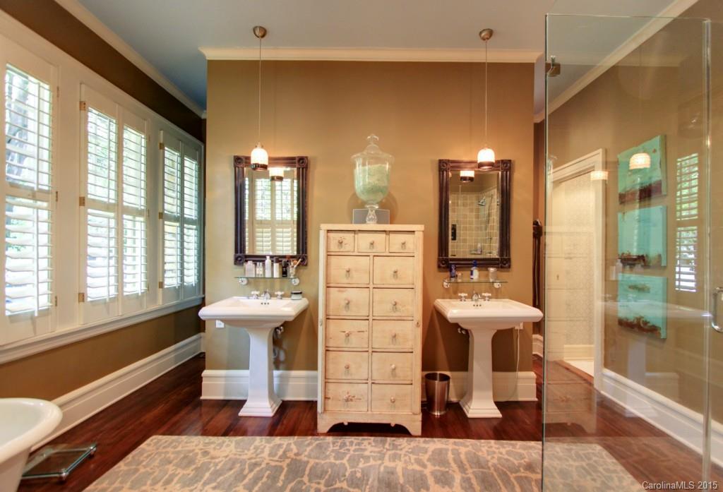 726 Bromley Road Charlotte, NC 28207 - Photo 14 of 24 Gallery Image 14