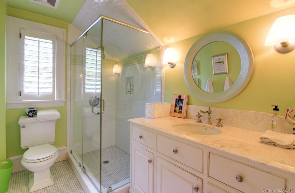 726 Bromley Road Charlotte, NC 28207 - Photo 20 of 24 Gallery Image 20