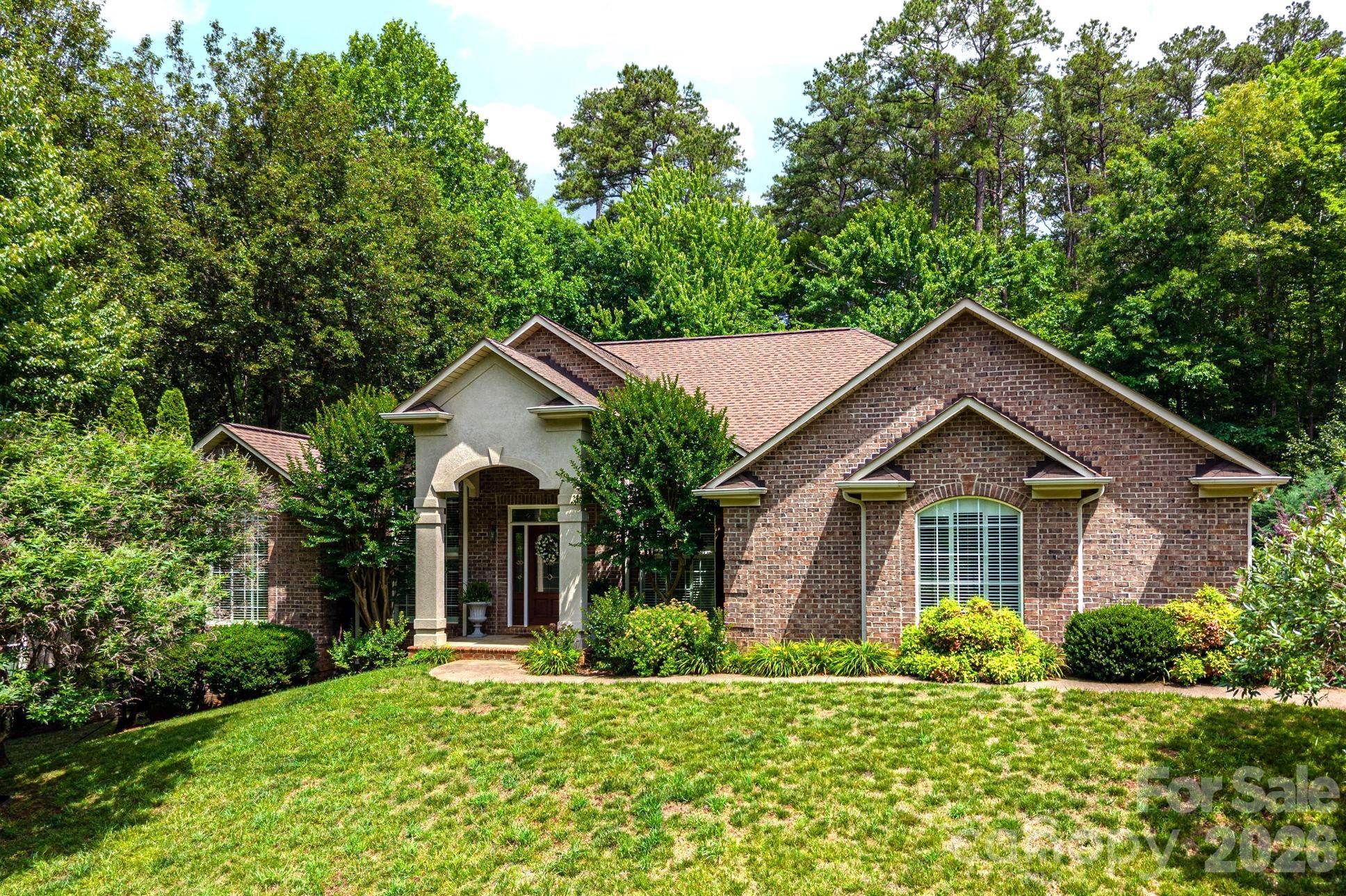 116 28th Avenue Northwest Hickory, NC 28601 - Photo 1 of 48