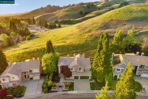 $2,648,000 | 129 Alta Vista Way, Danville, CA 94506