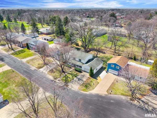 $290,000 | 6125-27 North Jayar Drive, Peoria, IL 61614