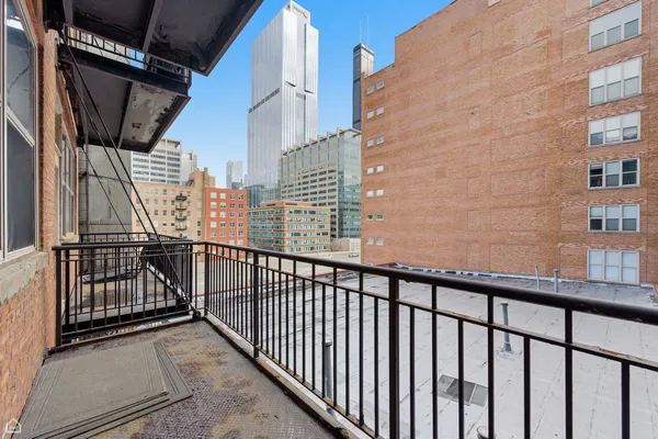 $375,000 | 500 South Clinton Street, Unit 546, Chicago, IL 60607
