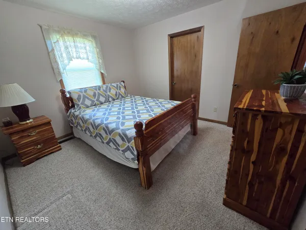 $245,000 | 312 Cumberland Drive, Harrogate, TN 37752