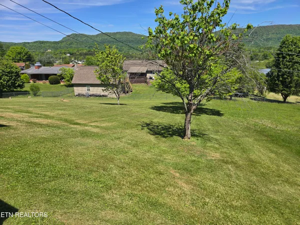 $245,000 | 312 Cumberland Drive, Harrogate, TN 37752
