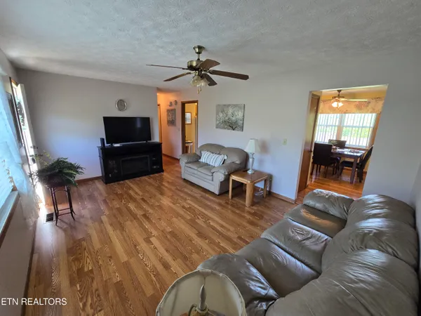 $245,000 | 312 Cumberland Drive, Harrogate, TN 37752