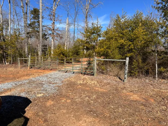 $619,900 | 1081 Lennig Road, Nathalie, VA 24577