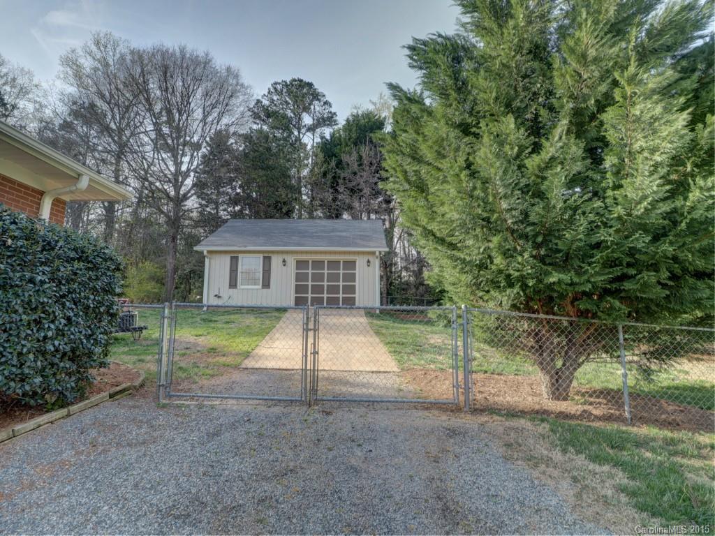 6515 Randy Drive Charlotte, NC 28215 - Photo 12 of 13 Gallery Image 12