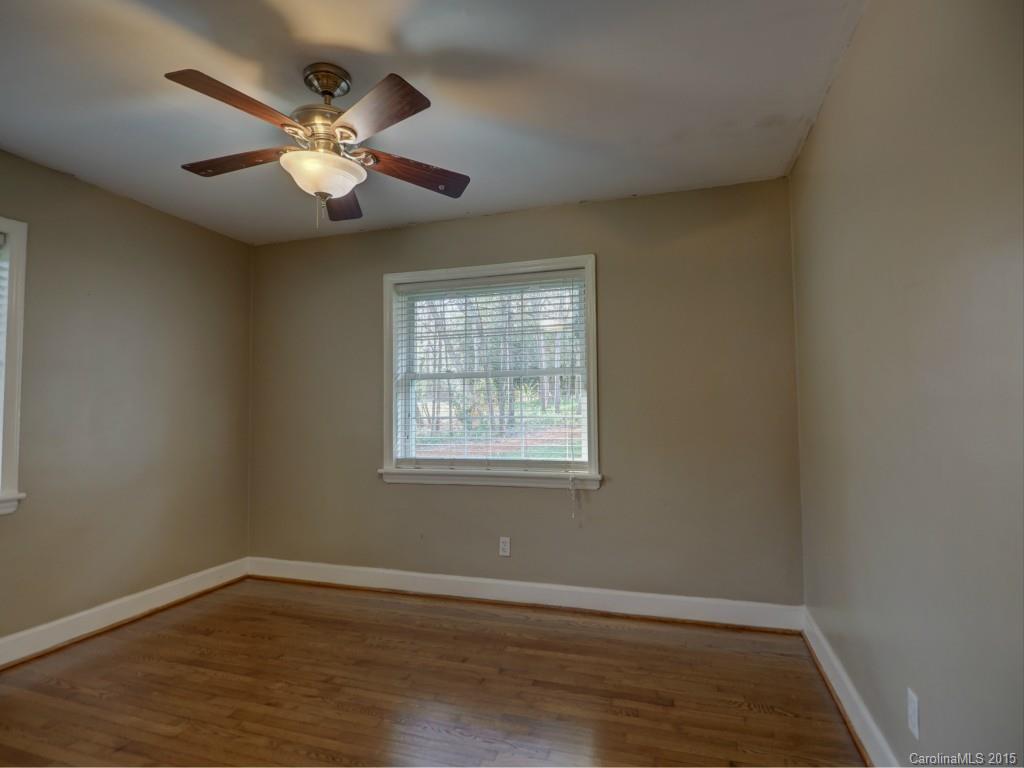 6515 Randy Drive Charlotte, NC 28215 - Photo 8 of 13 Gallery Image 8
