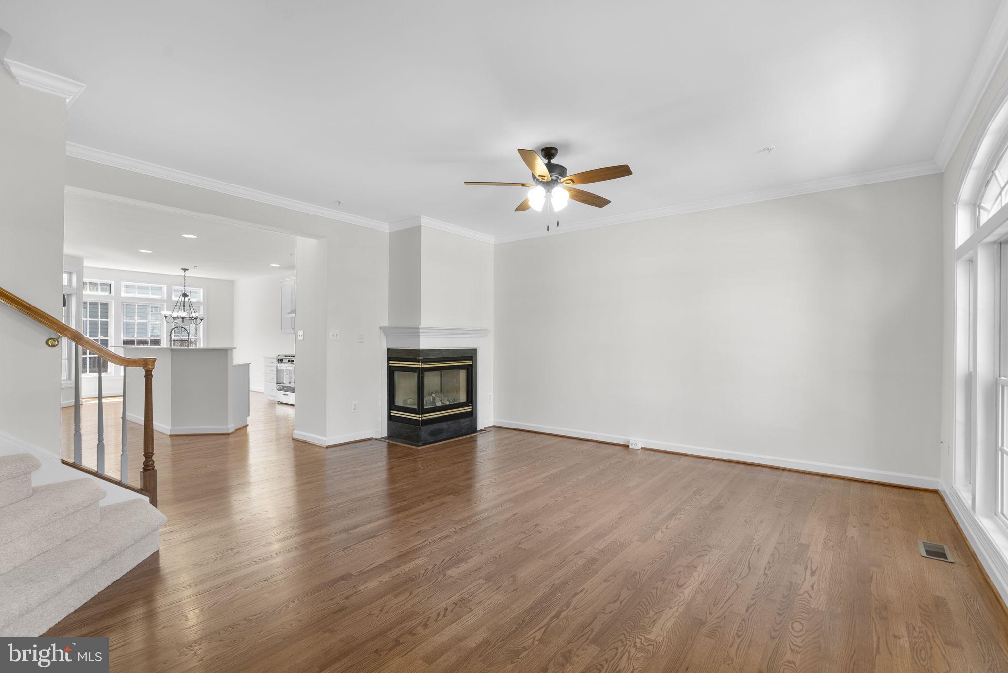 10 Rockingham Court Germantown, MD 20874 - Photo 7 of 41