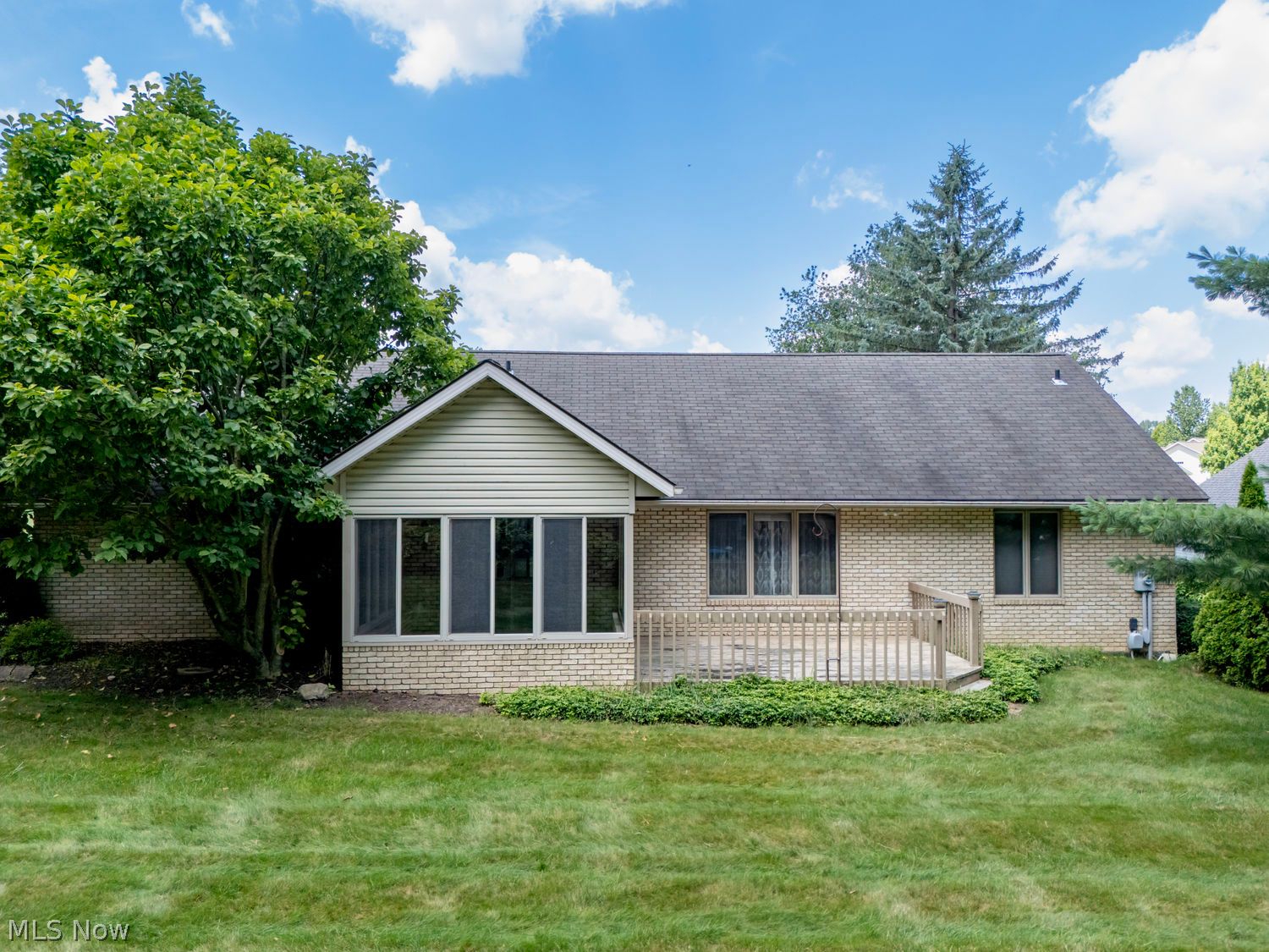 446 Memory Lane Wooster, OH 44691 - Photo 3 of 29