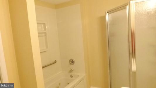 926 Welltown Road Winchester, VA 22603 - Photo 11 of 14 Bath