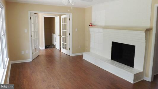 926 Welltown Road Winchester, VA 22603 - Photo 3 of 14 Beautiful Dining Room with fireplace