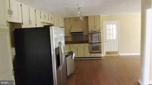 926 Welltown Road Winchester, VA 22603 - Photo 6 of 14 Great View of Kitchen