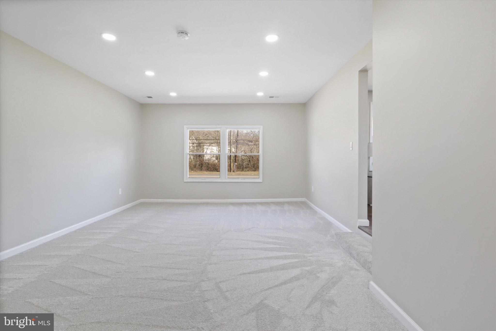 6402 Cipriano Road Lanham, MD 20706 - Photo 9 of 38 Gallery Image 9