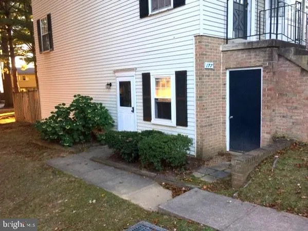 $1,900 | 177 Crossbow Lane, Unit 262, Gaithersburg, MD 20878