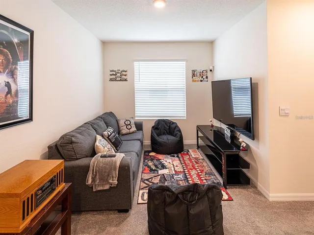 $2,200 | 2910 Boxwood Grove Row, Wesley Chapel, FL 33543