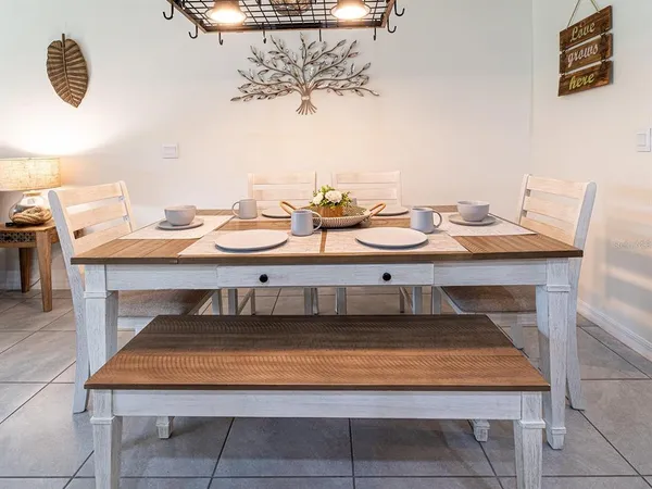 $2,200 | 2910 Boxwood Grove Row, Wesley Chapel, FL 33543