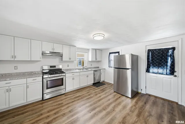 $110,000 | 1504 Henry Street, Pekin, IL 61554