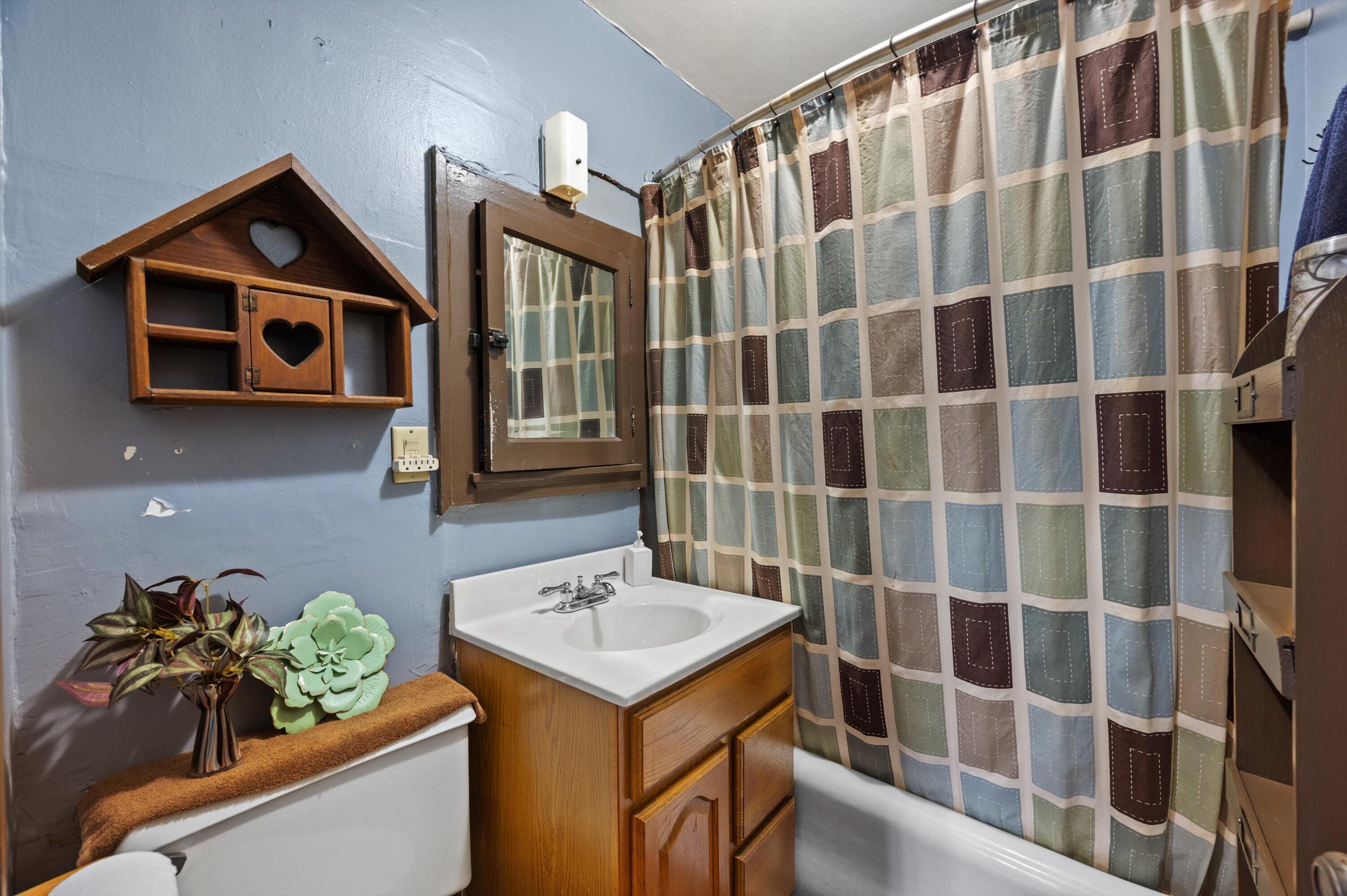 3709 East Ryan Road Oak Creek, WI 53154 - Photo 17 of 29 17-0099