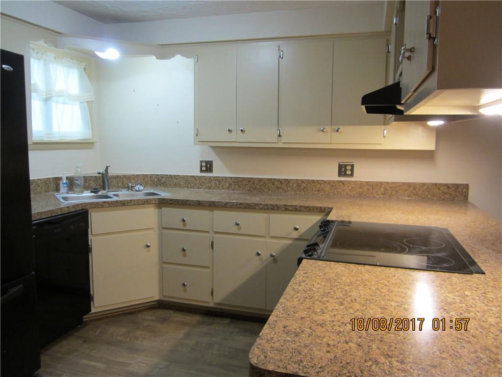 1028 Brunswick Way Anderson, IN 46012 - Photo 12 of 19 Gallery Image 12
