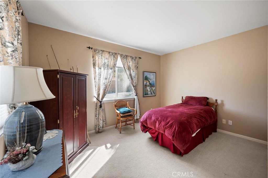 3262 Bluebird Circle Simi Valley, CA 93063 - Photo 19 of 43 a bedroom with a bed and a window