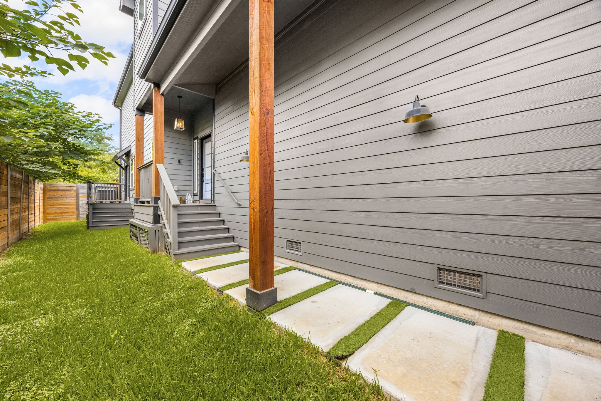 731 East 40th Street Houston, TX 77022 - Photo 27 of 28