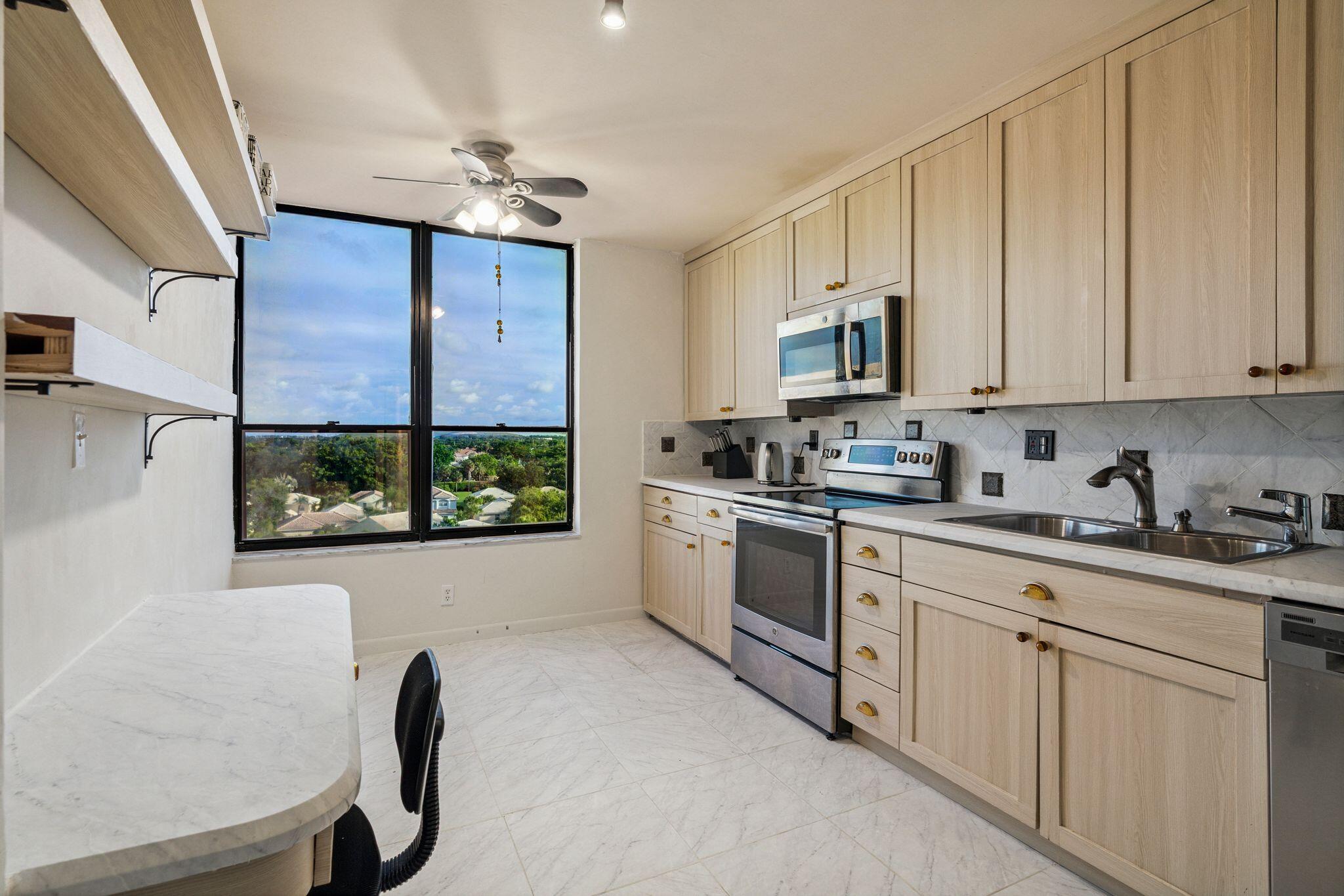 7217 Promenade Drive, Unit 801 Boca Raton, FL 33433 - Photo 16 of 39 7217 Promenade Dr APT 801 Boca Raton FL