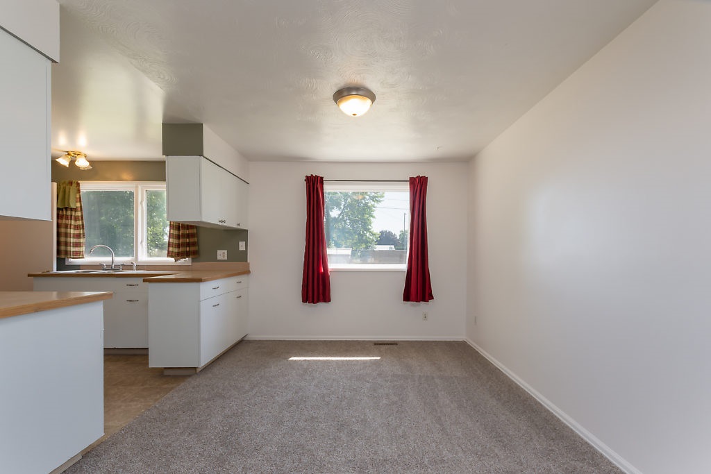 1611 South Bolivar Road Spokane Valley, WA 99037 - Photo 6 of 20