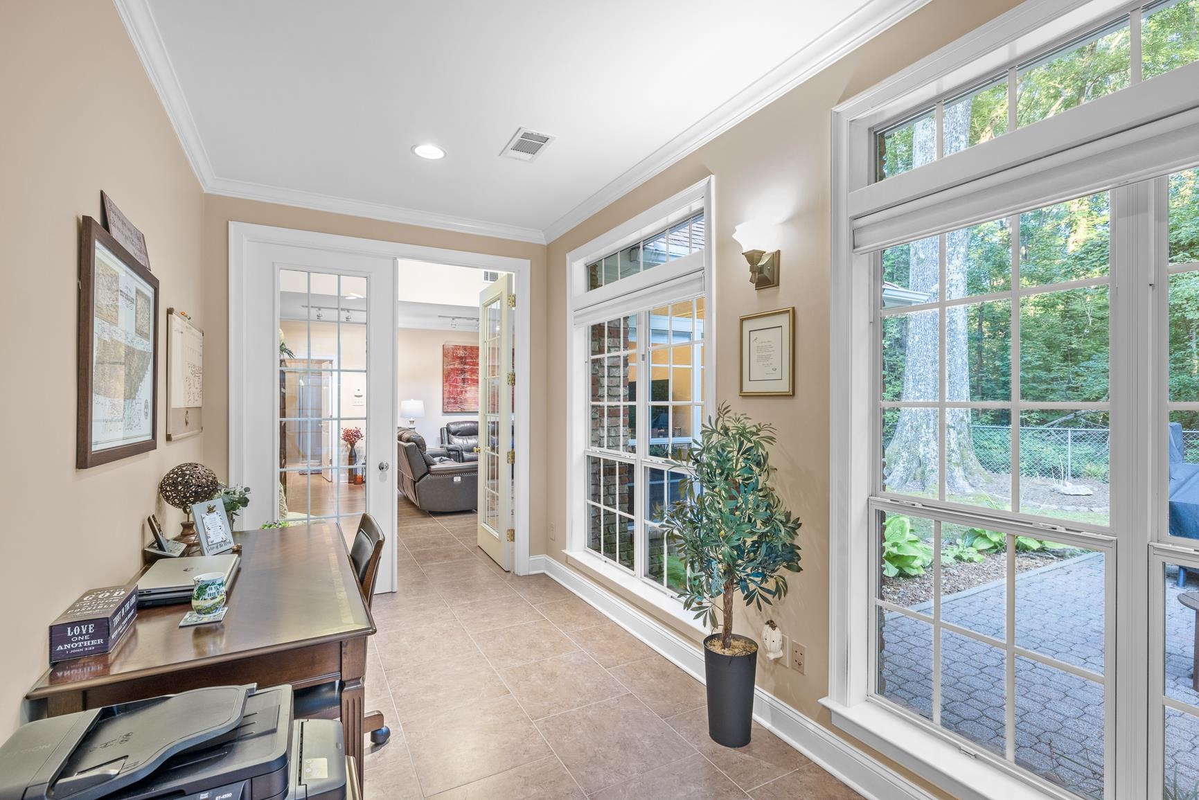 8240 Brunswick Road Millington, TN 38053 - Photo 17 of 25 a workspace with furniture and a window