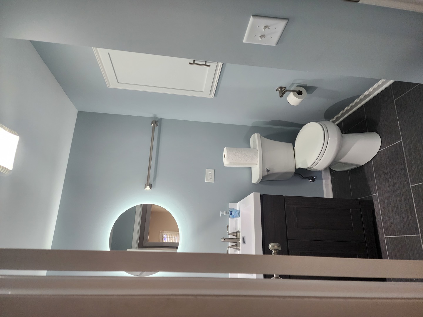 45 Arrowhead Drive Thornton, IL 60476 - Photo 6 of 8 a view of hall way with furniture