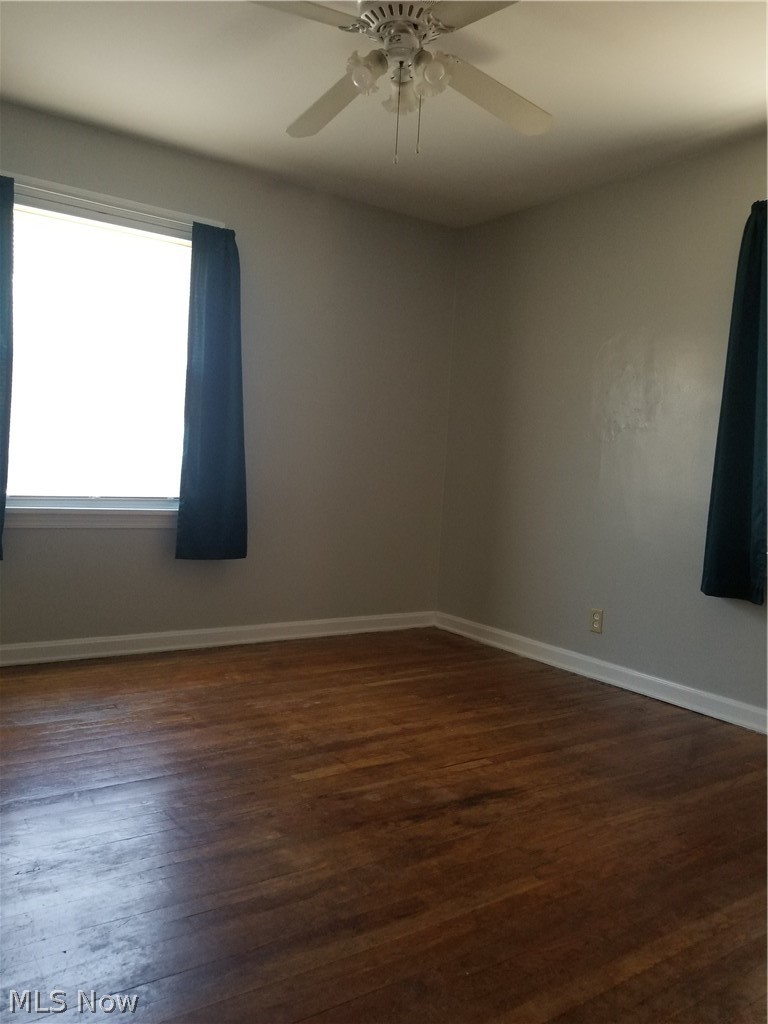 12828 Thraves Road Cleveland, OH 44125 - Photo 14 of 21 One of the first floor bedrooms