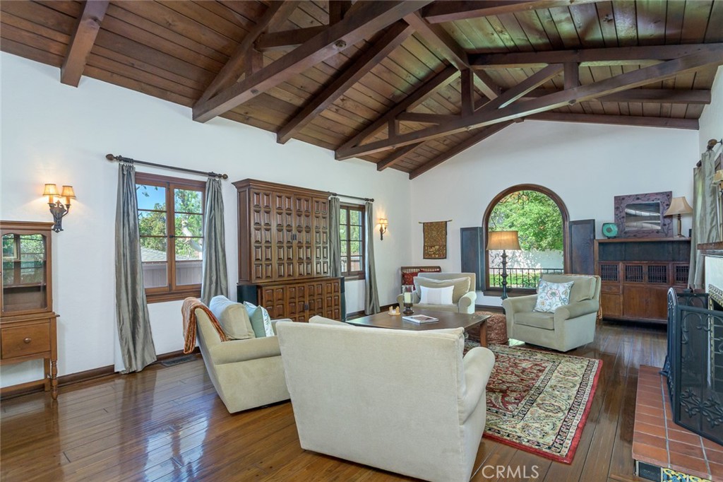 752 Glenview Road Glendale, CA 91202 - Photo 15 of 64