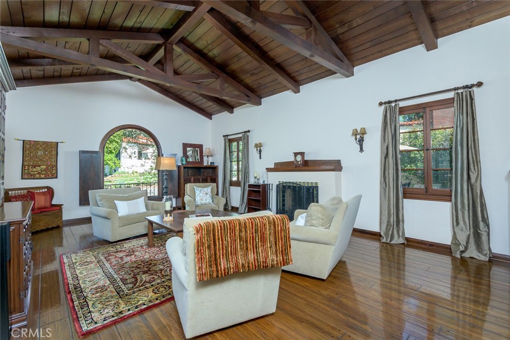 752 Glenview Road Glendale, CA 91202 - Photo 17 of 64