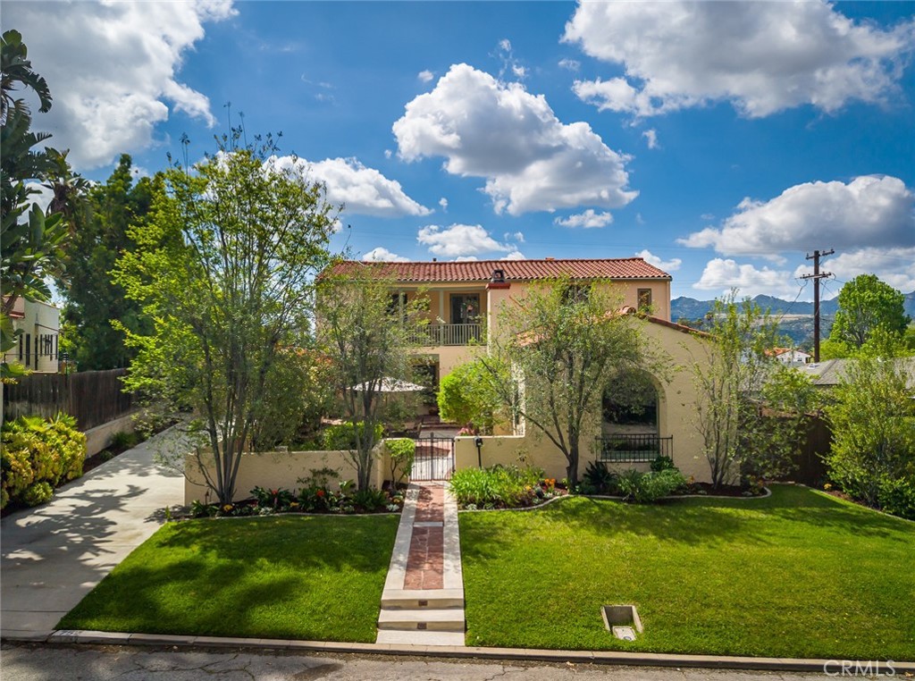 752 Glenview Road Glendale, CA 91202 - Photo 2 of 64