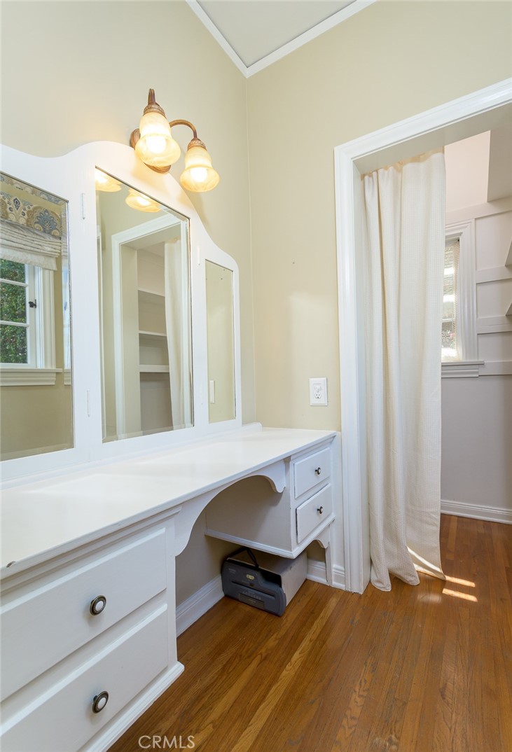 752 Glenview Road Glendale, CA 91202 - Photo 32 of 64