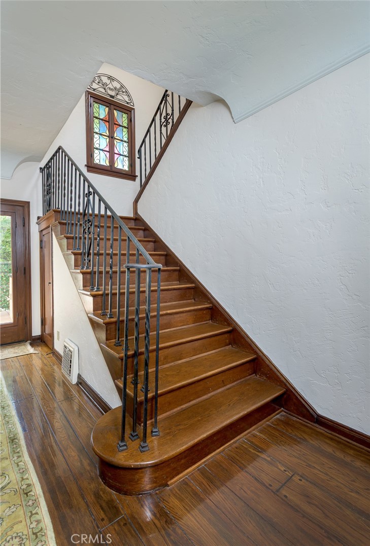 752 Glenview Road Glendale, CA 91202 - Photo 33 of 64