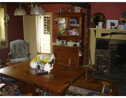 15 Barbs Hill Road Foster, RI 02825 - Photo 3 of 12 Den/Family/Great Room.
