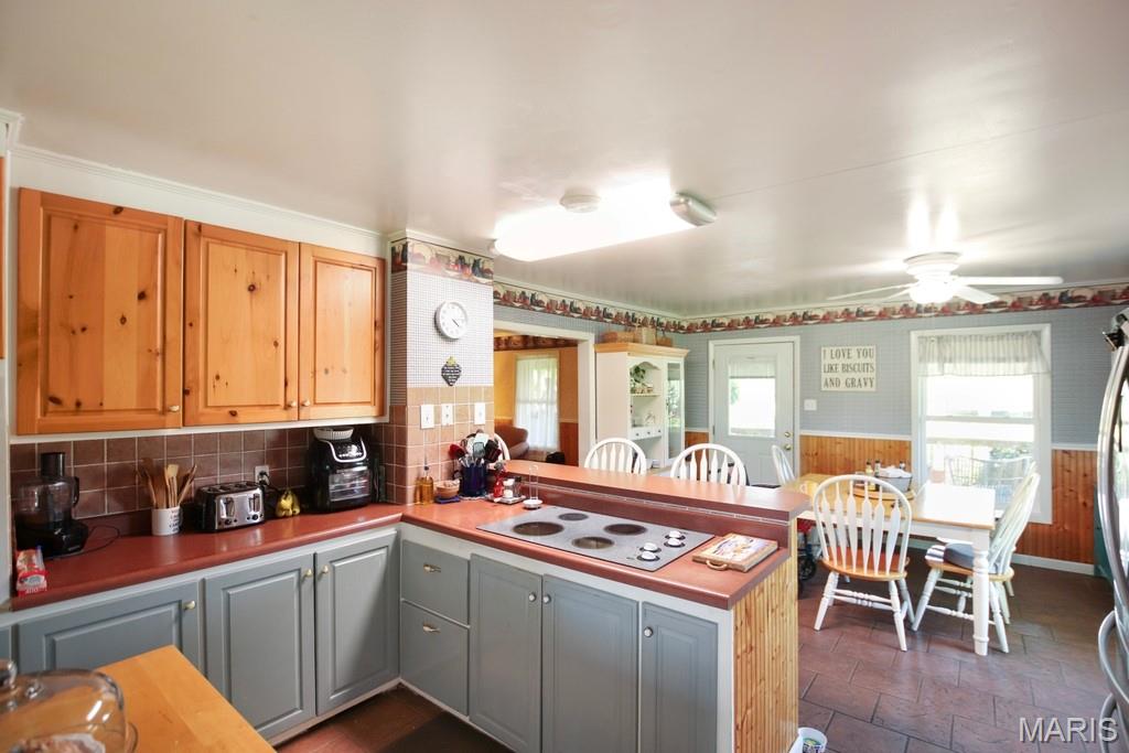385 Woods Farm Road Sullivan, MO 63080 - Photo 8 of 52