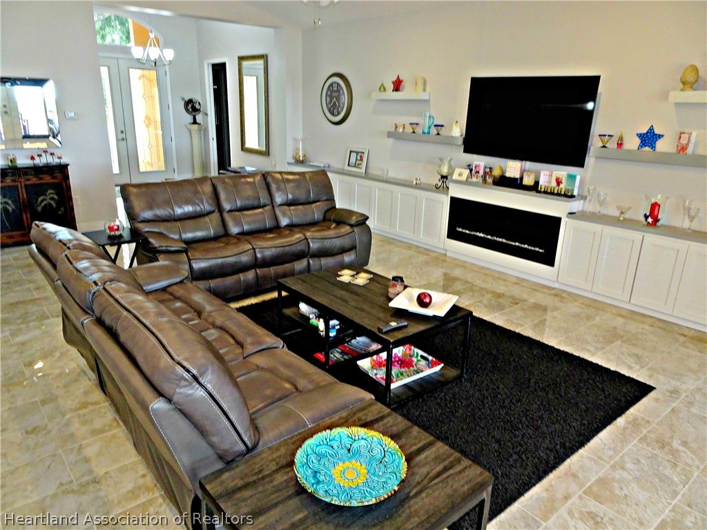 1712 Sentinel Road Sebring, FL 33875 - Photo 5 of 27 Gallery Image 5