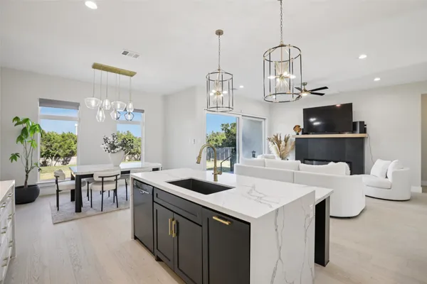 $1,000,000 | 15108 General Williamson Drive, Austin, TX 78734